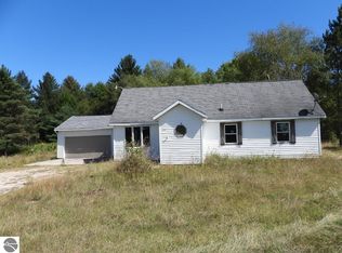 1120 N Star City City Rd, Lake City, MI 49651