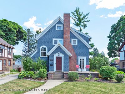 413 Everett Dr, Lansing, MI, 48915