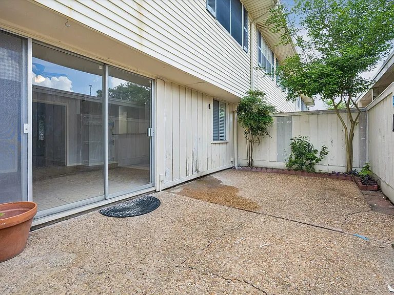 2053 Winrock Blvd #58 — Photo 13