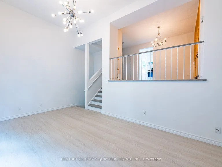 44 Chester Le Blvd #32 — Photo 7
