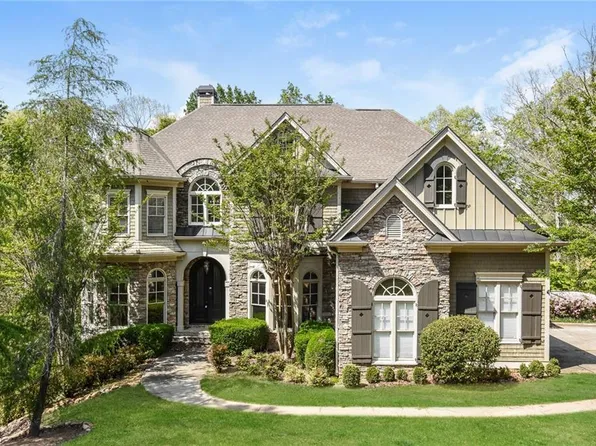 8069 Kenstone Ct, Sandy Springs, GA 30350