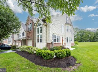 317 Manor Rd, Harleysville, PA 19438