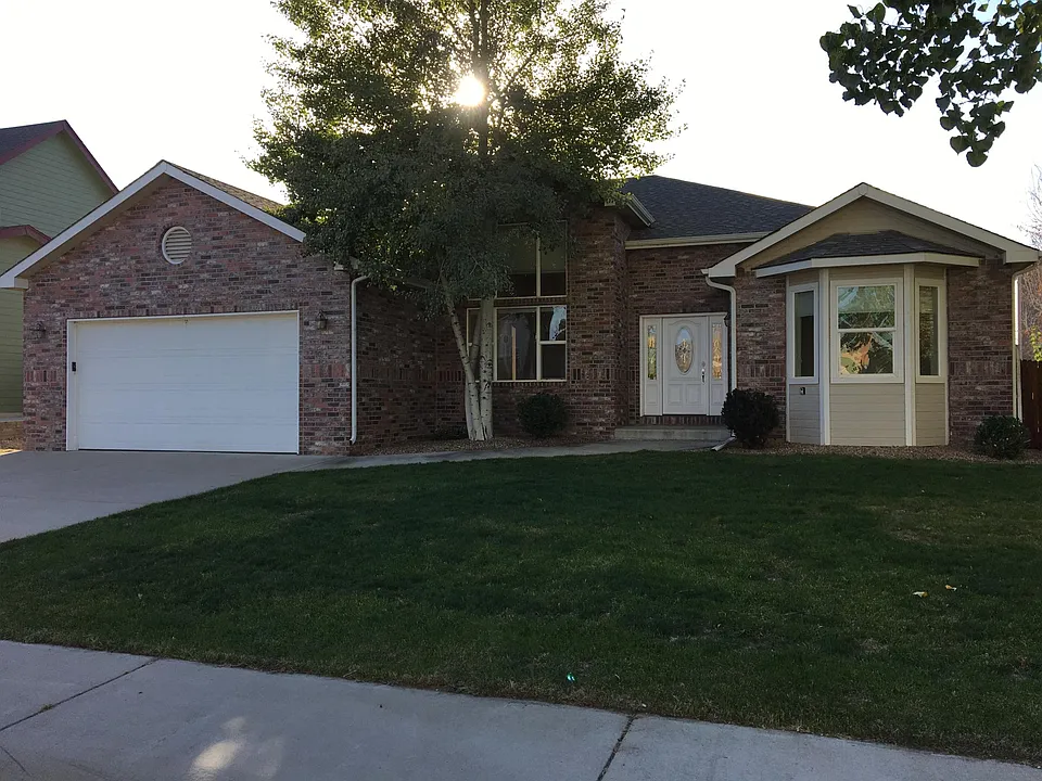 9037 Harlequin Cir