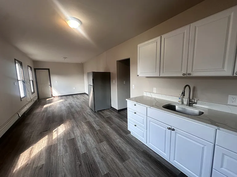 614 Moosic St #2 — Photo 3