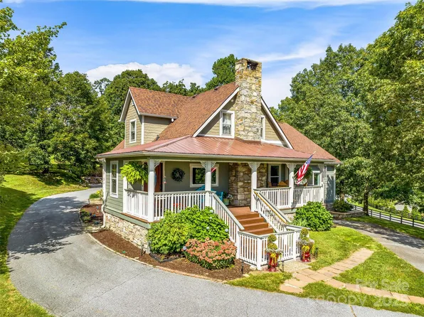 4575 Bearwallow Mountain Rd, Hendersonville, NC 28792