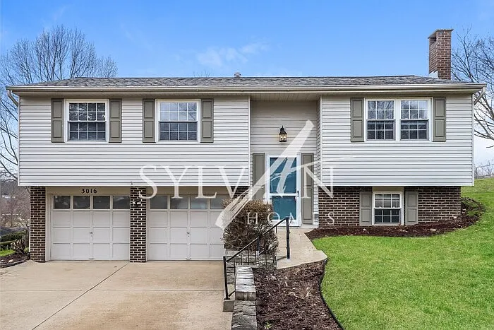 3016 Amy Dr photo 1