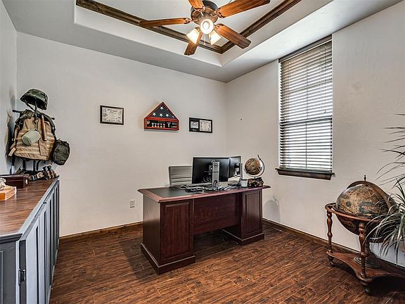 5th image of 1296 Meadow View Dr