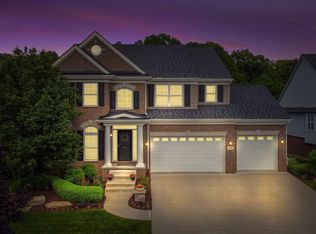 5282 Vineyard St, Commerce Township, MI 48382