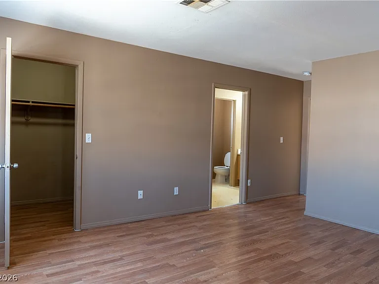 3822 Gulliver St — Photo 17