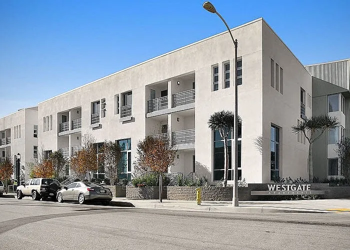 Westgate Apartments — Photo 8