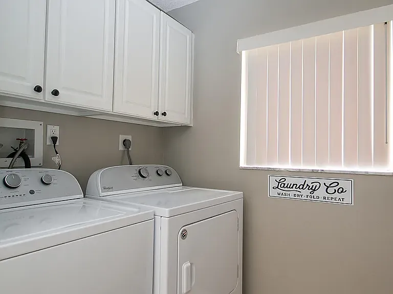 200 S Sykes Creek Pkwy — Photo 4