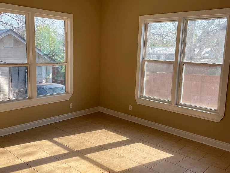 125 Glenwood Ct #202 — Photo 14