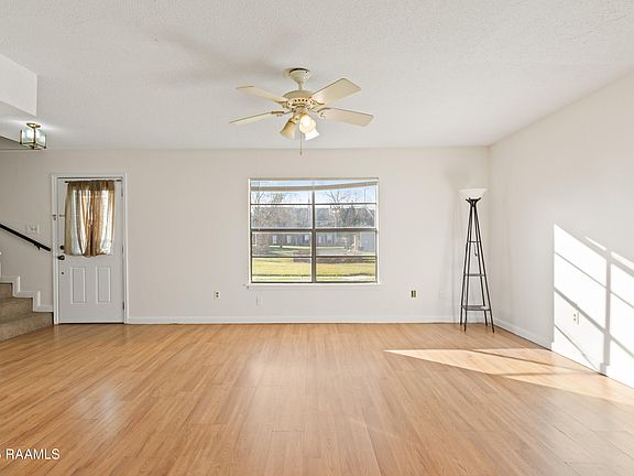 3rd image of 206 Dublin Cir APT E