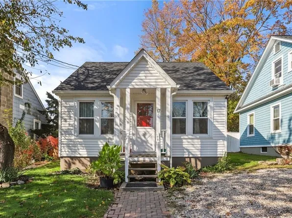 17 Argyle St, Putnam Valley, NY 10579