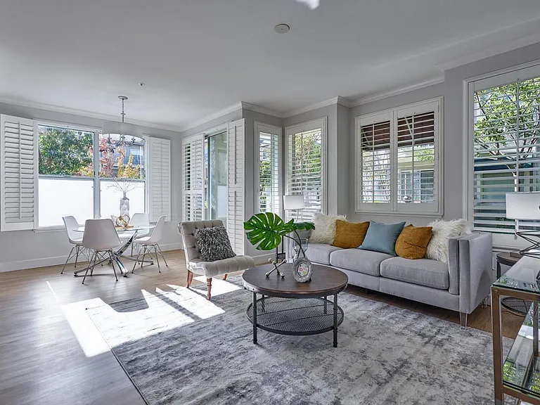 601 Baltic Cir #601 — Photo 5