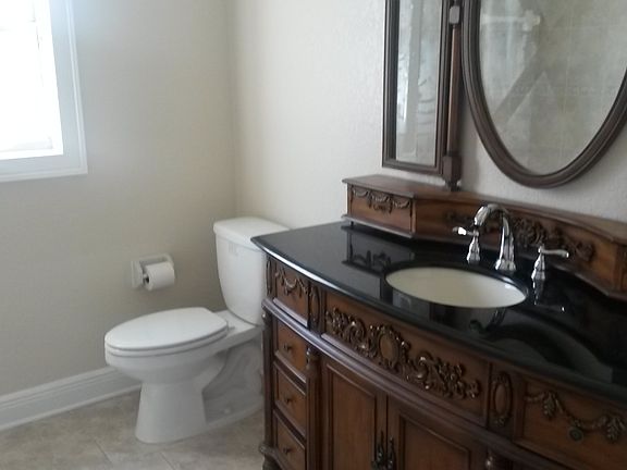3rd image of 286 Briar Ln