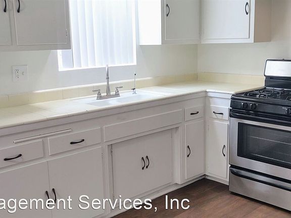 3rd image of 11936 Weddington St #10