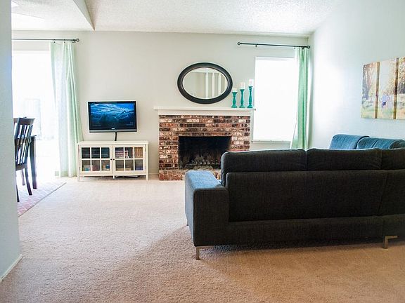 5th image of 3768 Pullman Dr