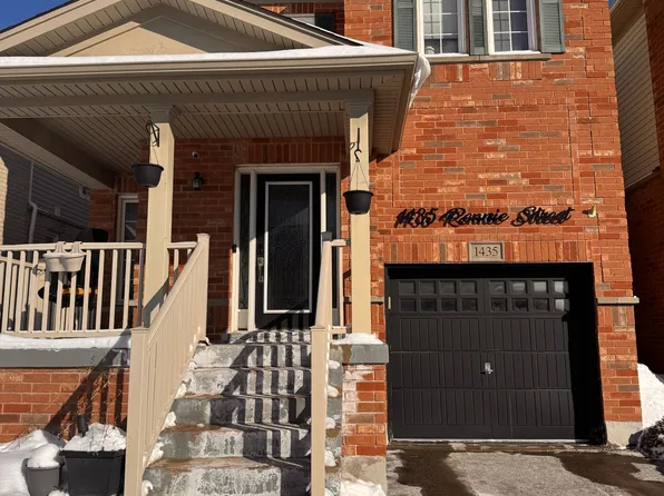 1435 Rennie St #Basement, Oshawa, ON L1K 0N8