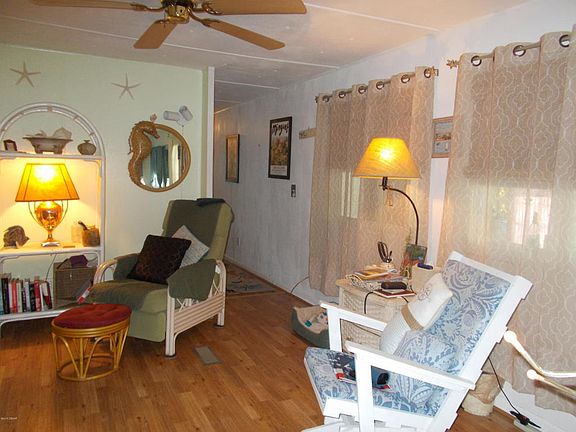 5th image of 5276 Rogers Ave