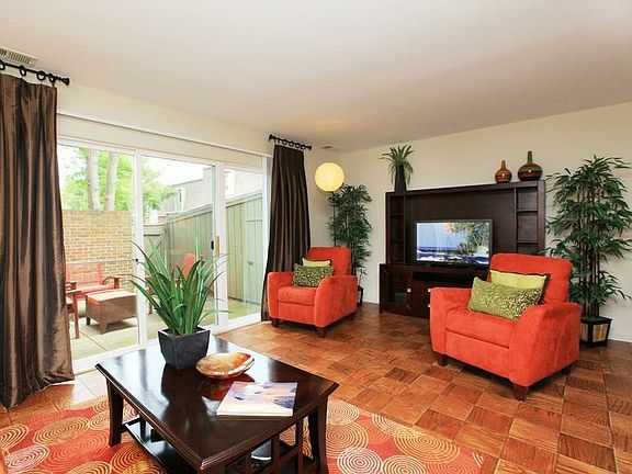Townhome Living Room