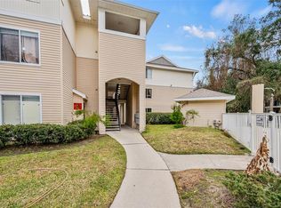 3921 SW 34th St APT 208, Gainesville, FL 32608