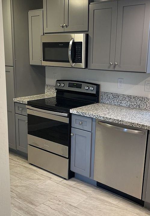 1st image of 205 N Mariposa St #104