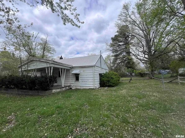 1104 W Jefferson St, Carbondale, IL 62901