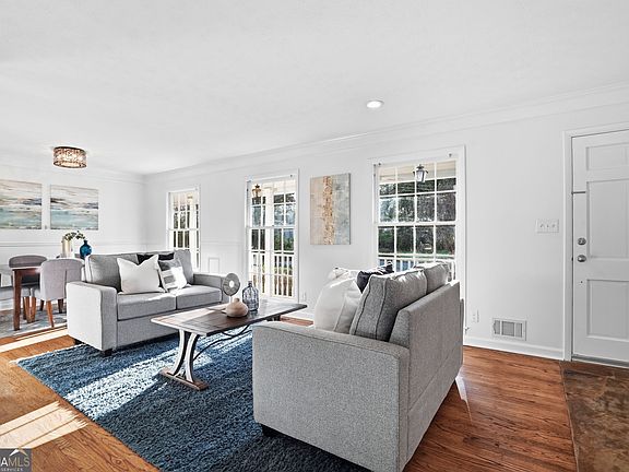 5th image of 3003 Bren Mar Way