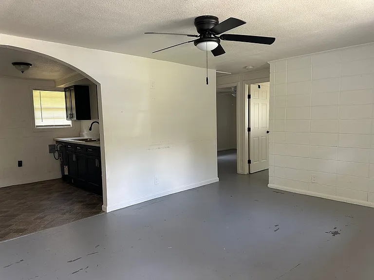 412C Cedar Ave — Photo 5