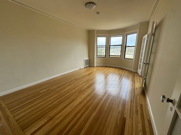 251 Parnassus Ave APT 33