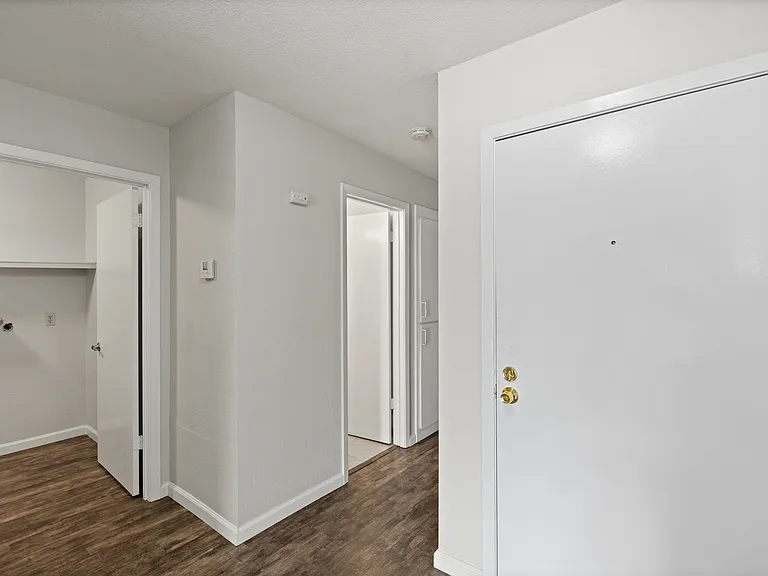 2249 Piccardo Cir — Photo 8