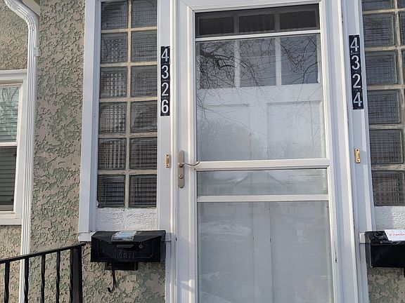 3rd image of 4326 28th Ave S