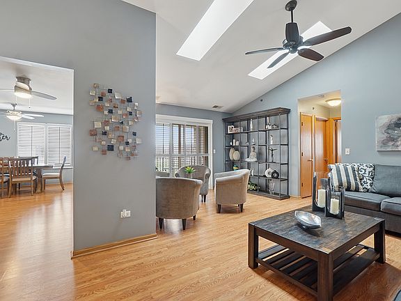 4th image of 6825 Forestview Dr APT 3D