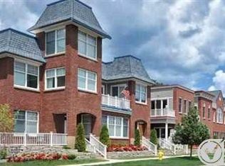 540 S Lakeshore Blvd UNIT 32, Marquette, MI 49855