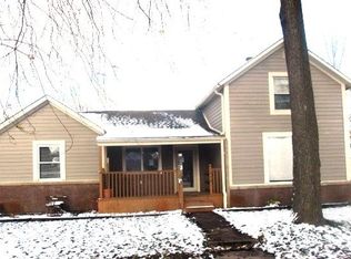 216 E North St, Silver Lake, WI 53170