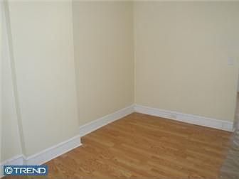 4th image of 1732 Lancaster Ave