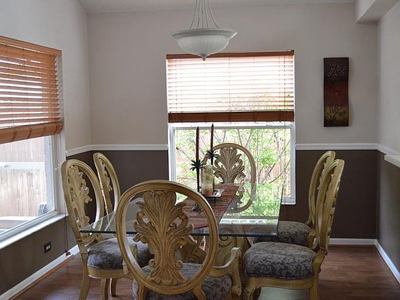 3rd image of 4434 Weeping Willow Cir