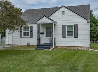 5541 Caenen St, Shawnee, KS 66216