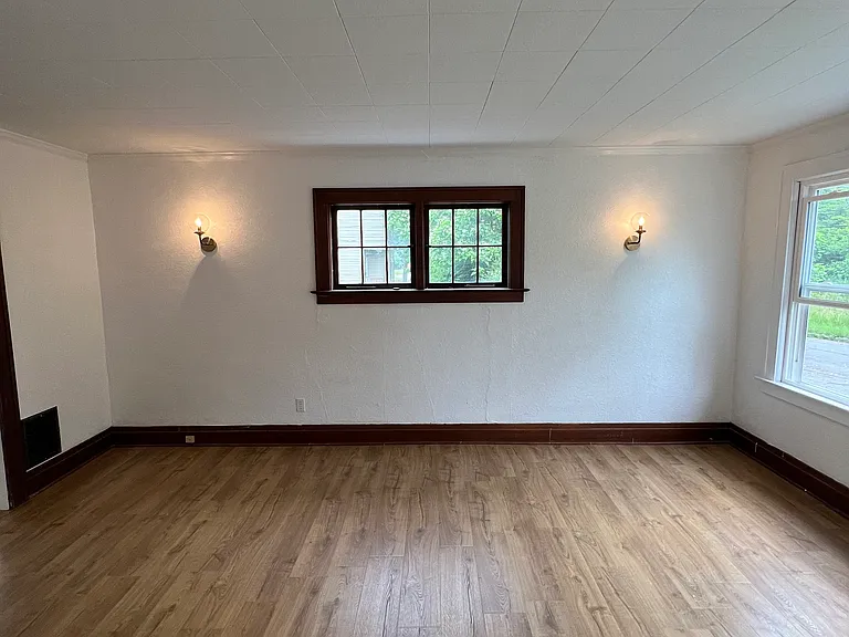 754 Monteagle St — Photo 11