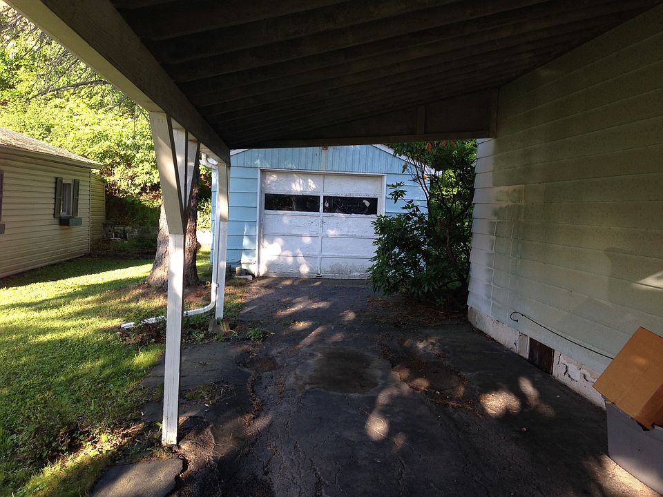 2nd image of 84 Kattelville Rd