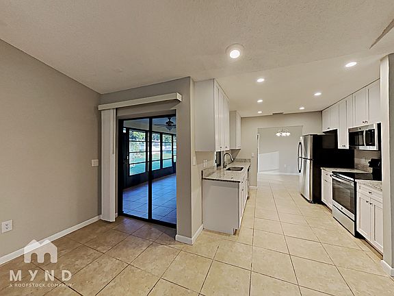 4th image of 8211 Timber Lake Ln