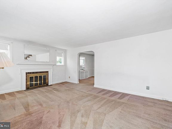 4th image of 217 S Cleveland Ave