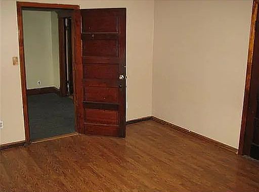 3rd image of 303 Ridgeley St