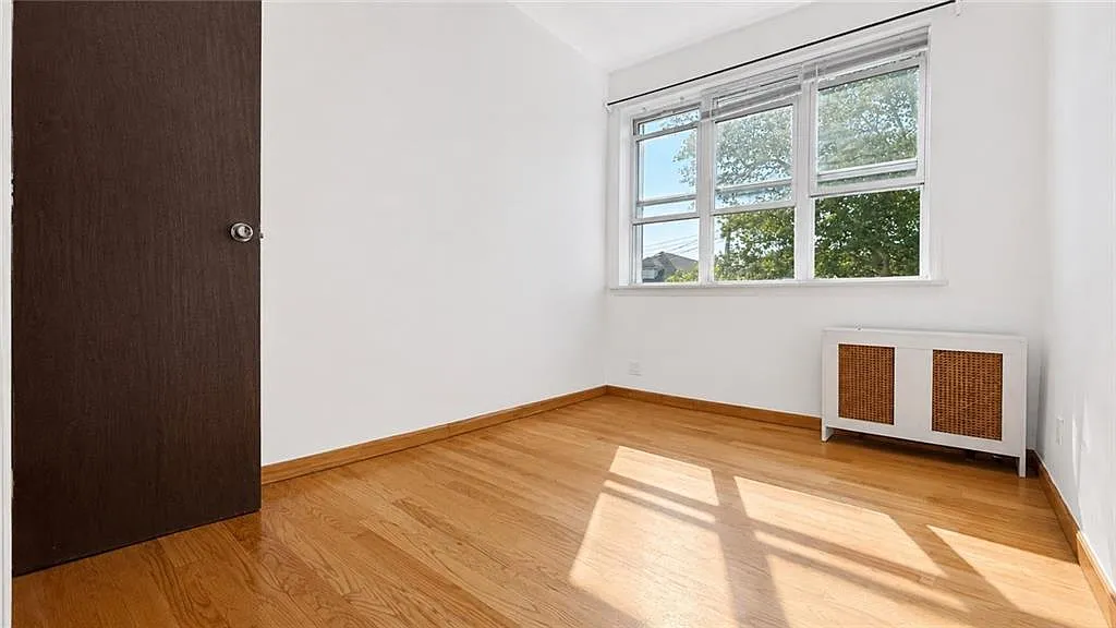 2 bed, 1.0 bath, 660 sqft, $2,450 — Photo 4