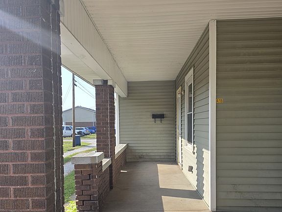 2nd image of 415 2nd Ave #1