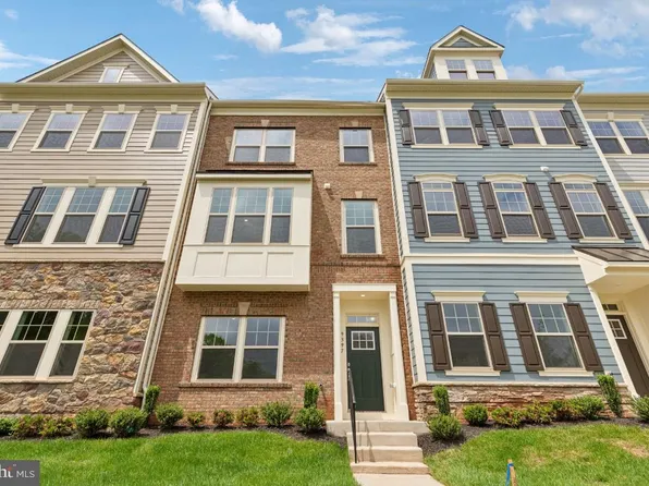 9397 Barnes Loop, Manassas, VA 20110