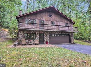 3021 Seitzland Rd, Glen Rock, PA 17327