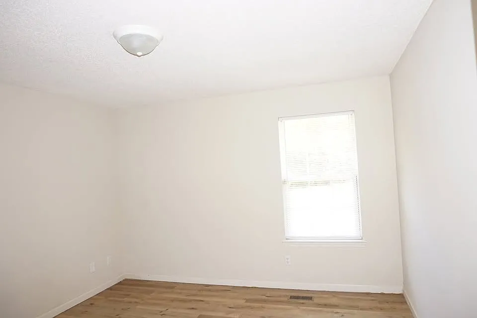 Building Photo - 7161 Garfield Rd #7161