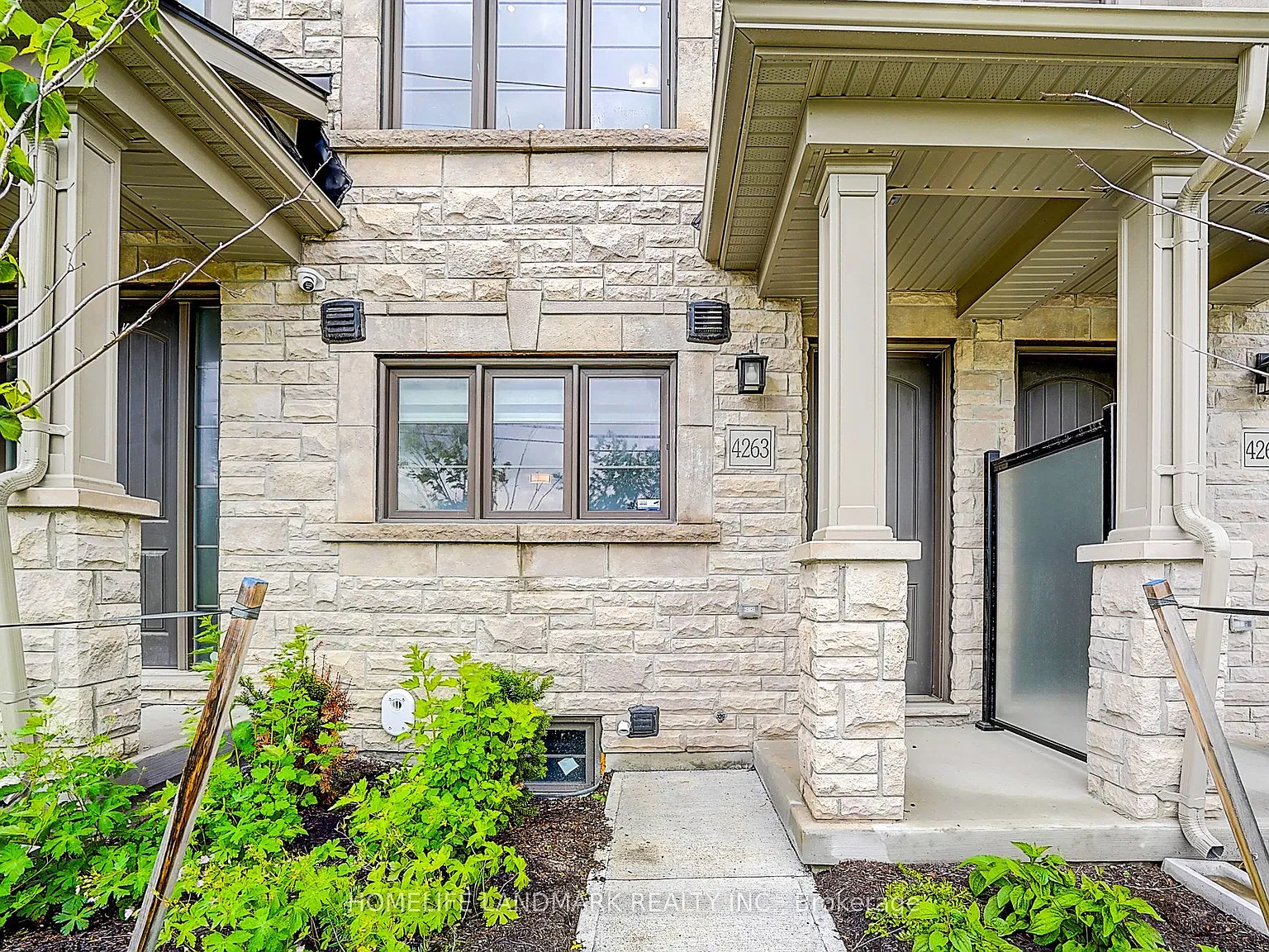3 bed, $3,600 — Photo 4